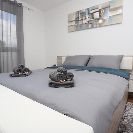 Apartman Perla Deluxe Poreč Zewnętrze zdjęcie
