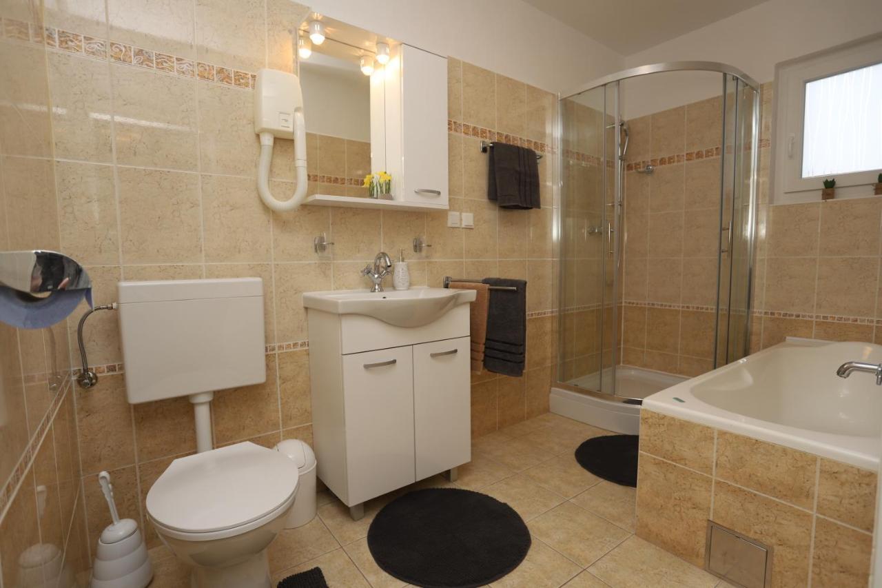 Apartman Perla Deluxe Poreč Zewnętrze zdjęcie